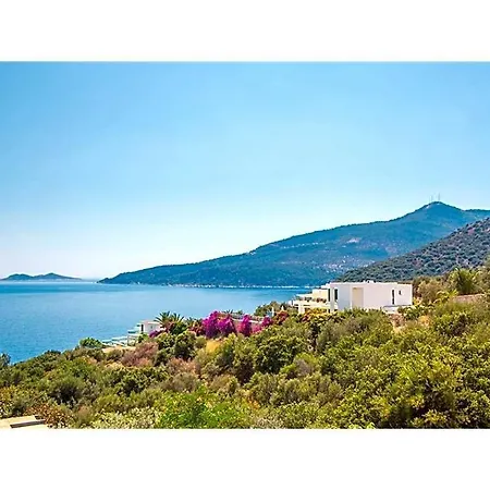 Sleeps 6 Pool Wifi * Καλκάν